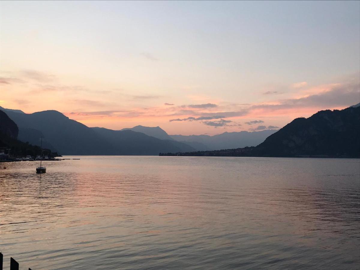 L For Lake 曼代洛-德尔拉里奥 外观 照片